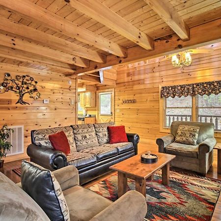 Cabin With Hot Tub About 2 Mi To Island In Pigeon Forge! Exteriér fotografie