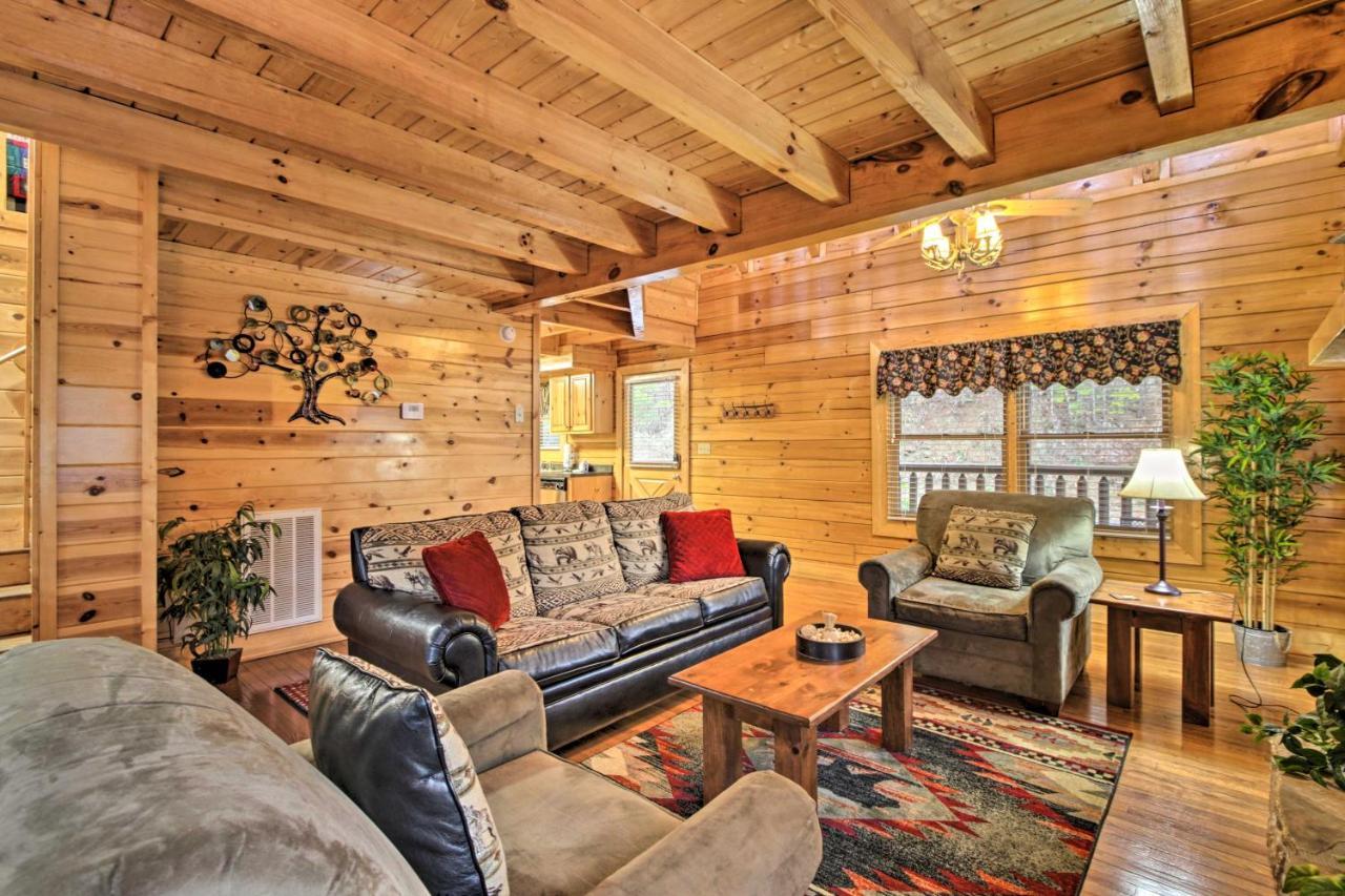 Cabin With Hot Tub About 2 Mi To Island In Pigeon Forge! Exteriér fotografie