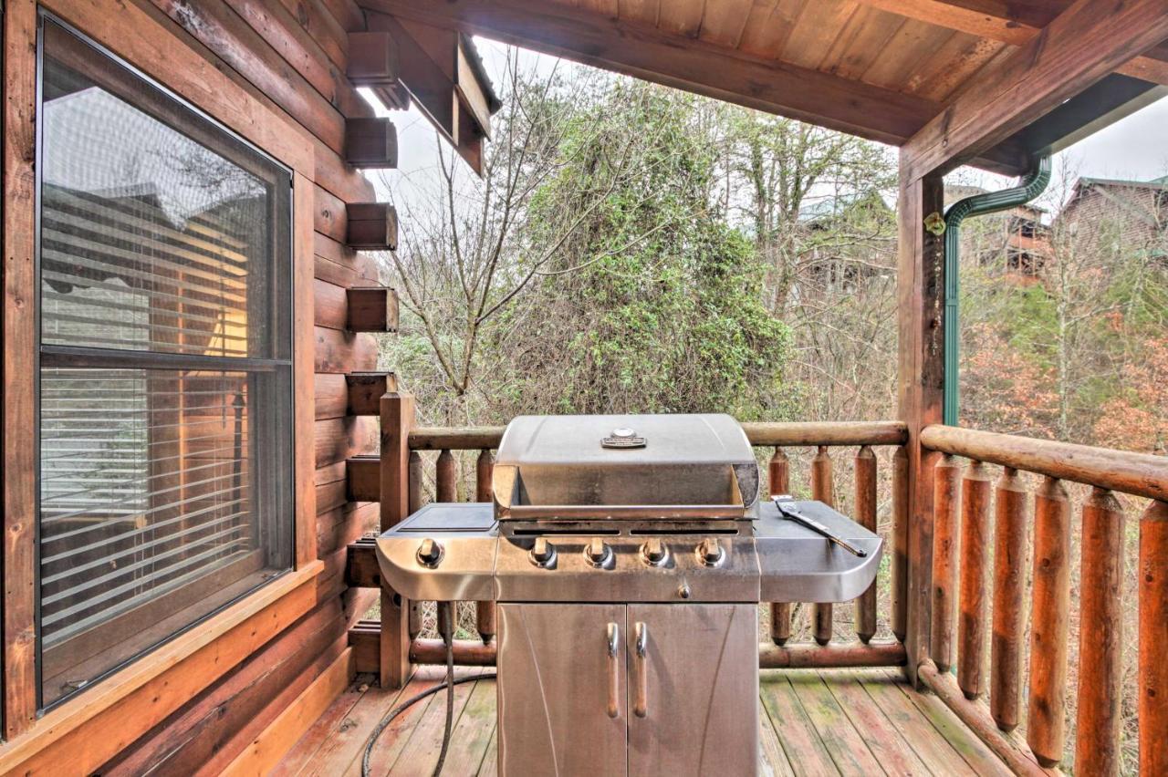Cabin With Hot Tub About 2 Mi To Island In Pigeon Forge! Exteriér fotografie